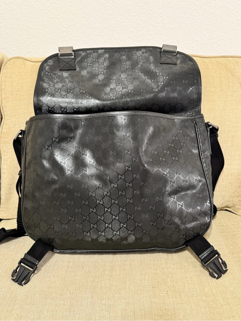 Gucci Black GG Messenger Shoulder Bag